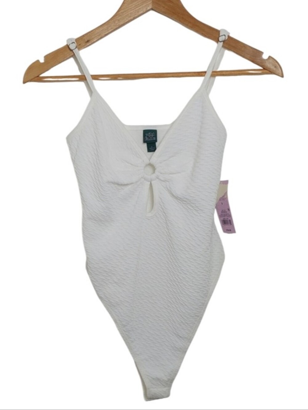 Wild Fable Size Small White Textured Ring Detail Bodysuit